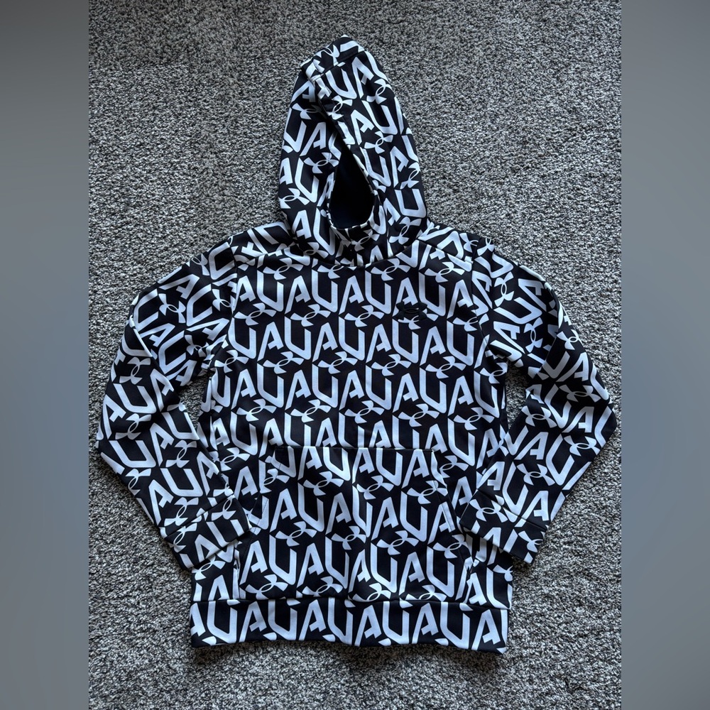 Boy's Under Armour Hoodie Sz M